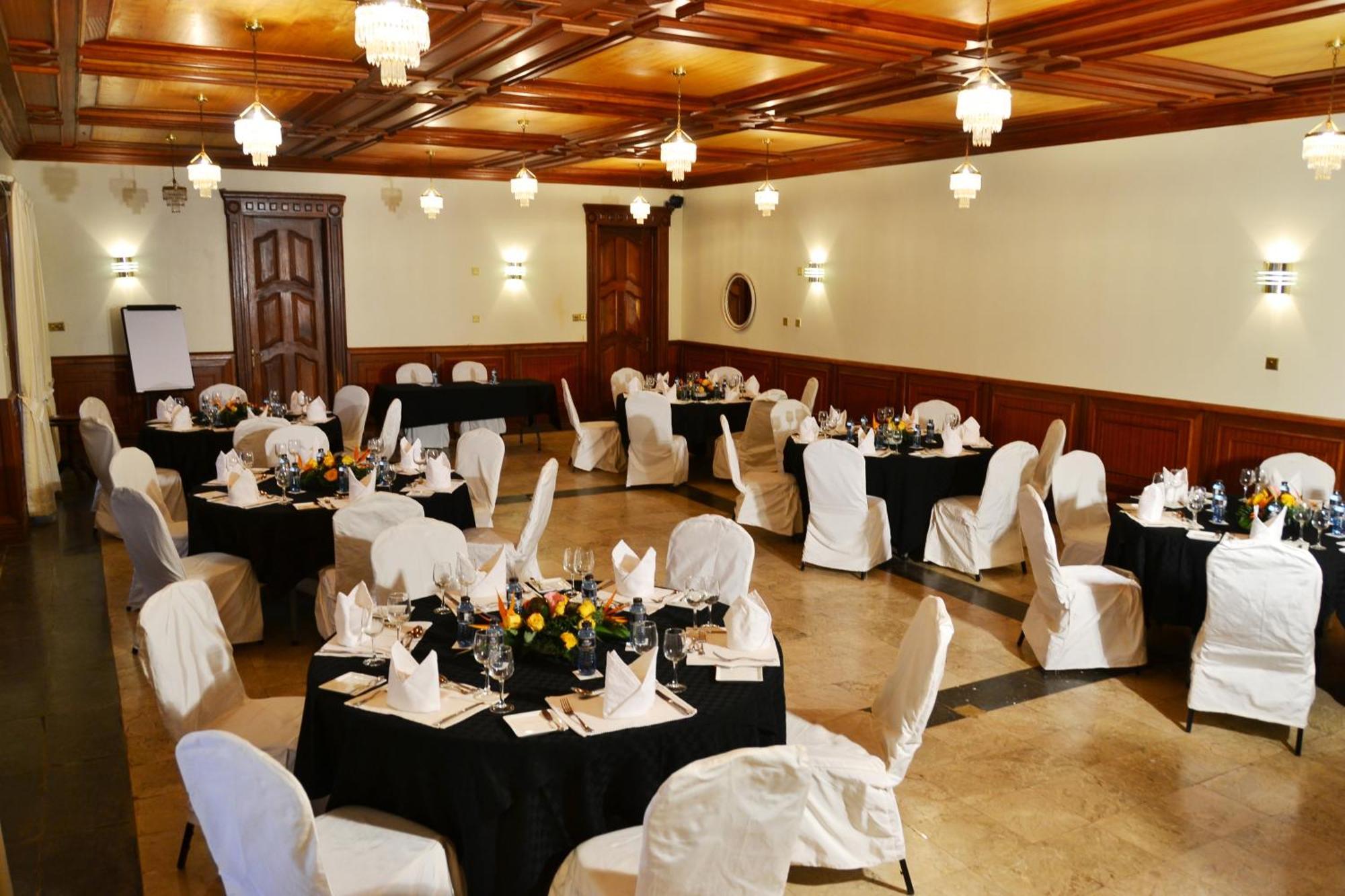 Muthu Sovereign Suites & Spa, Limuru Road, Nairobi Zewnętrze zdjęcie